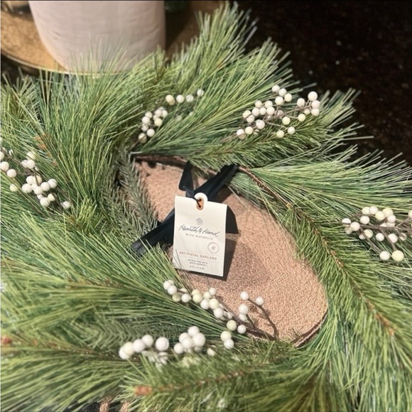 26"Faux Needle Pine & Snowberry XMAS Wreath w Bells/Garland Bundle - Picture 10 of 10